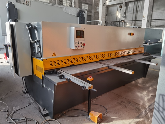 Máy cắt kim loại bằng tay thủy lực 3 mét bán tự động